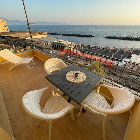 Anem 'e Cor - Casa A Mare Oda ve Kahvaltı Torre del Greco